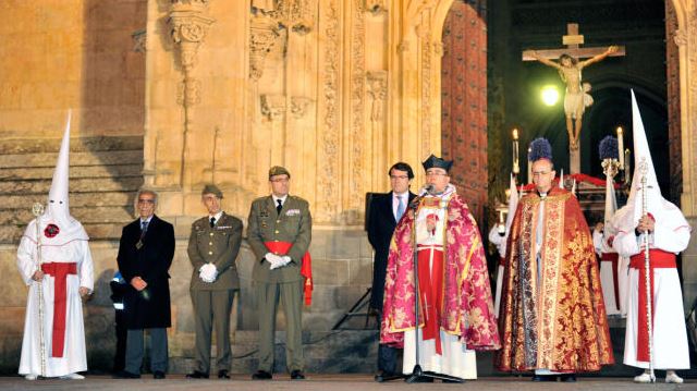 Imagen juramento de silencio